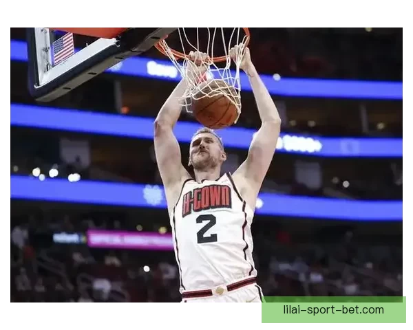 比塔泽犯规导致兰代尔脚踝高位扭伤预计缺阵两周以上